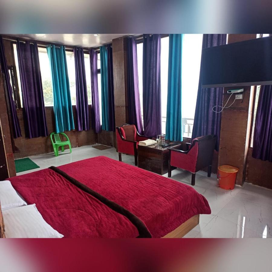 Silver Dew Resorts And Restaurant Đồi Đồi Dhanaulti Ngoại thất bức ảnh