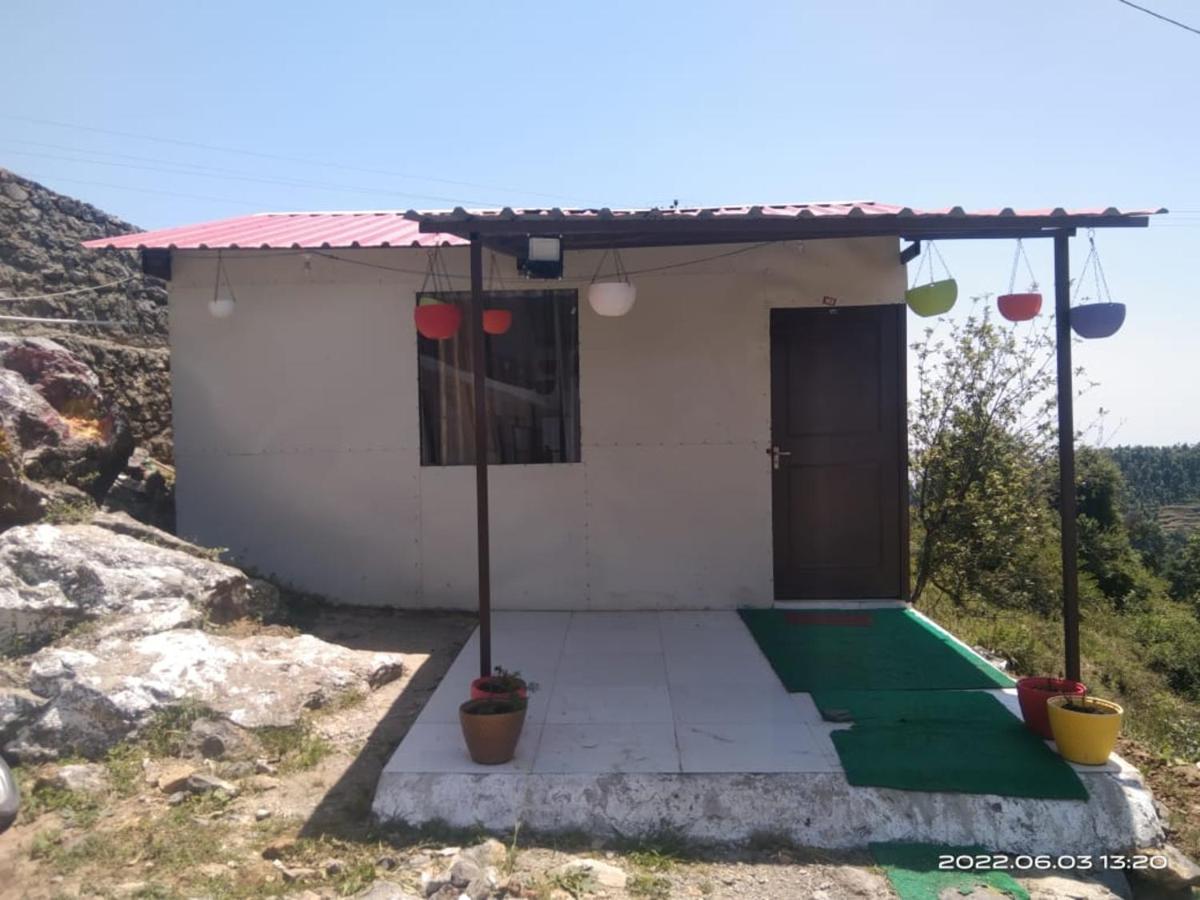 Silver Dew Resorts And Restaurant Đồi Đồi Dhanaulti Ngoại thất bức ảnh