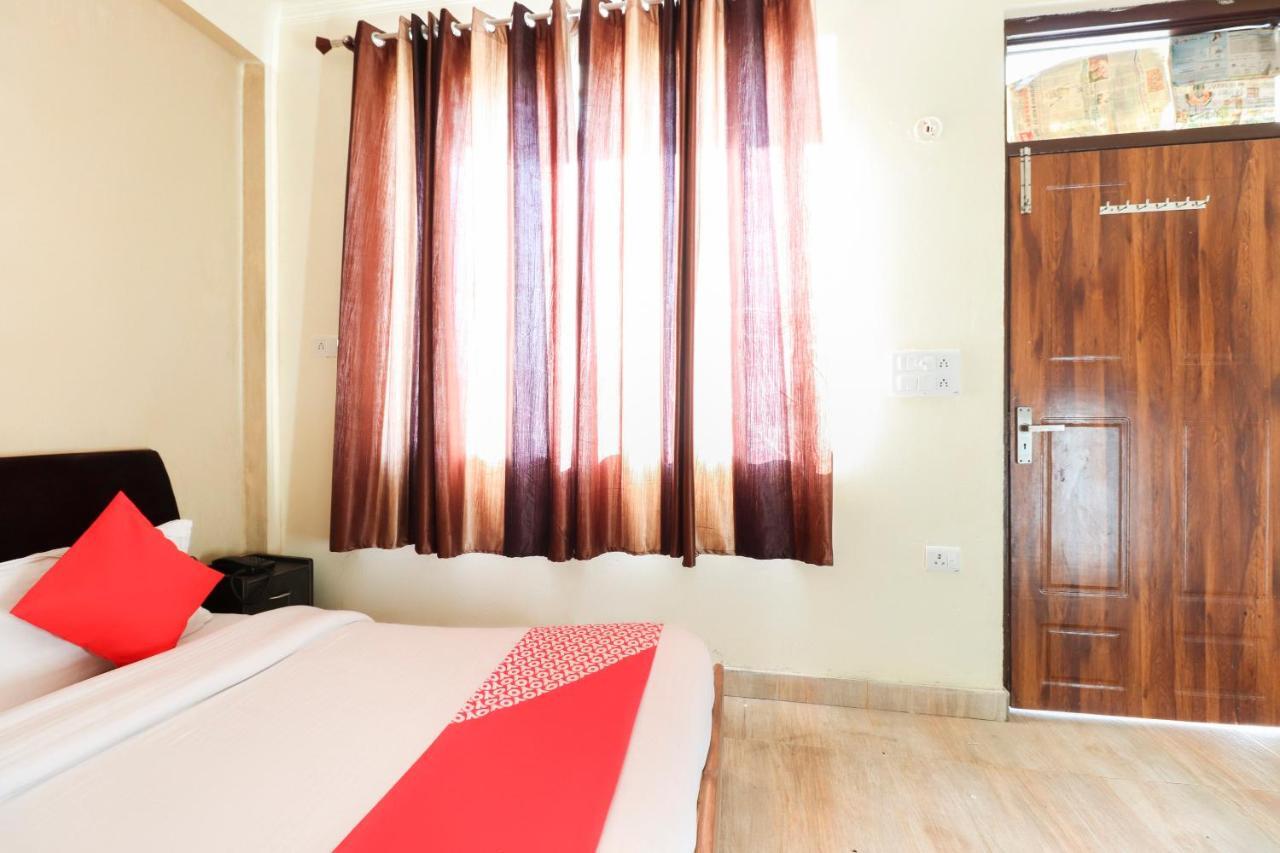 Silver Dew Resorts And Restaurant Đồi Đồi Dhanaulti Ngoại thất bức ảnh